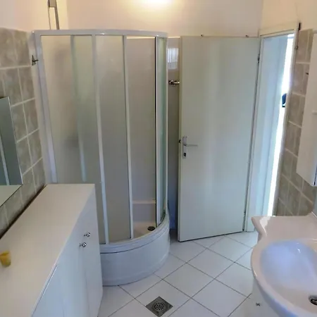 Апартаменты Ferienwohnung Обровац